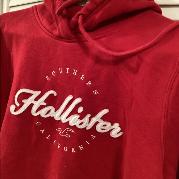 Woman’s Hollister Red Hoodie kangaroo pockets XL Y2K - Picture 2 of 3